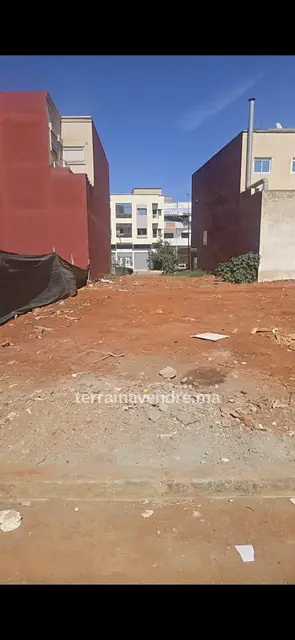 Terrain pour projet d’investissement de 199,63 m² à Nahda, Témara – photo 1